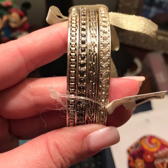 4 silver bangles - Picture 2 of 4